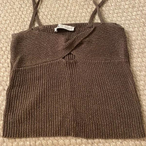 Stickad brun topp - Super söt stickad topp