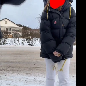 Endast byte ❤️ - Skulle gärna vilja byta min flällräven jacka Strlk S till en xs. Kan byta till mörkblå, svart eller grön! Skriv vid intresse❤️