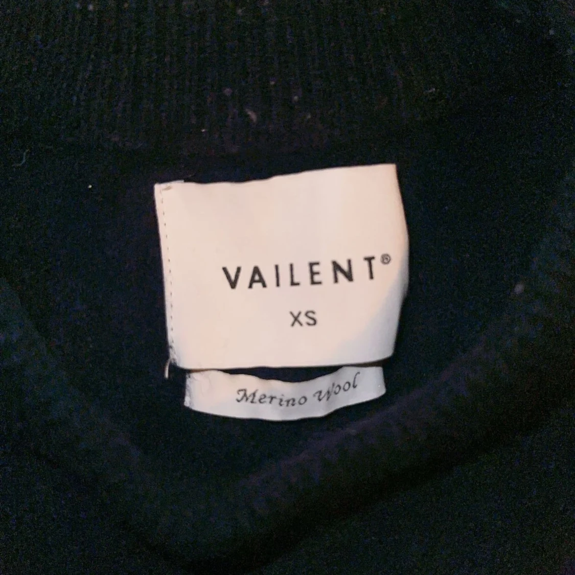 Mörkblå ulltröja från Vailent - 1