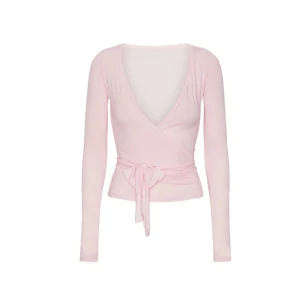 Knyt tröja  - Säljer min rosa tröja från Gina tricot då den inte används