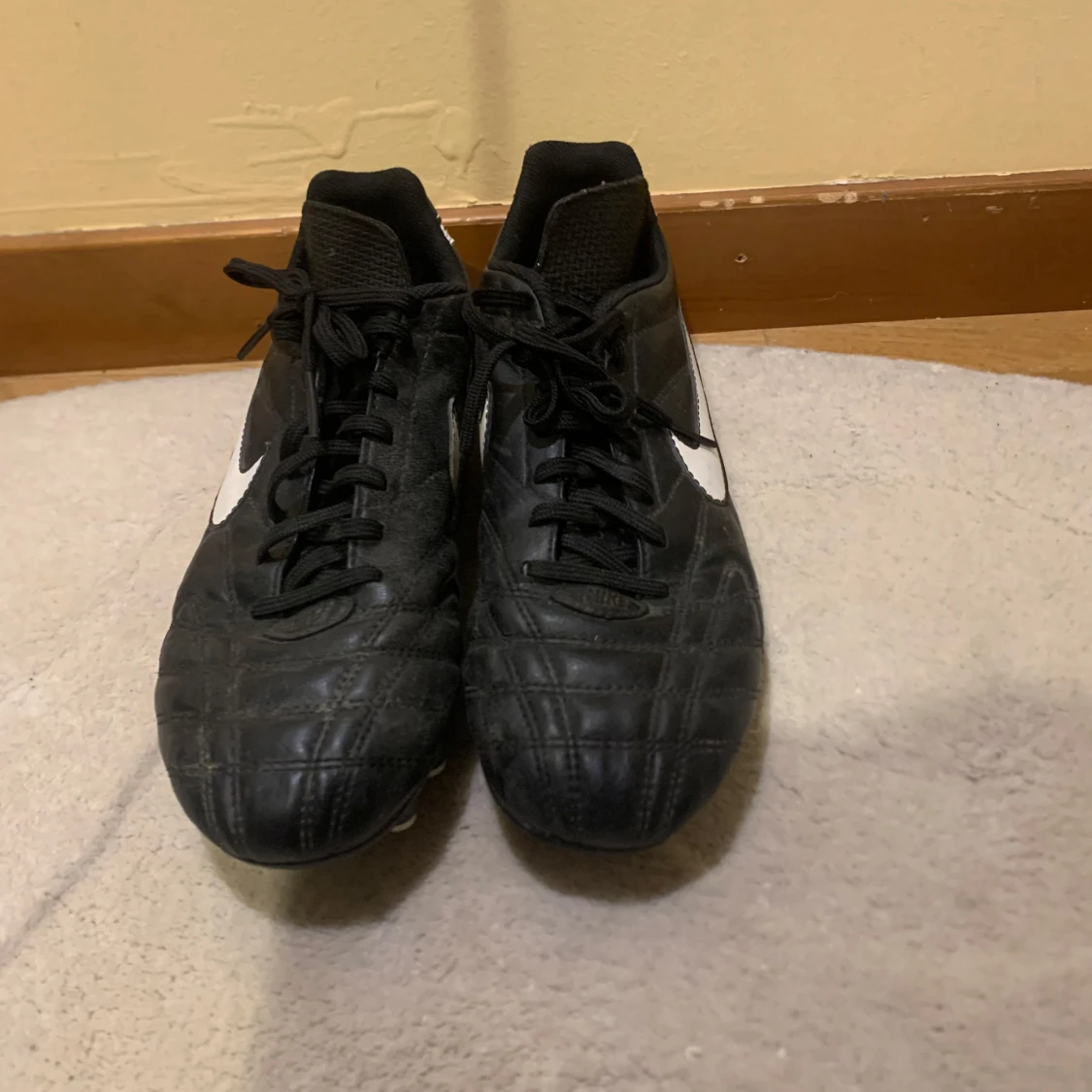 Svarta Nike Tiempo fotbollsskor - 92