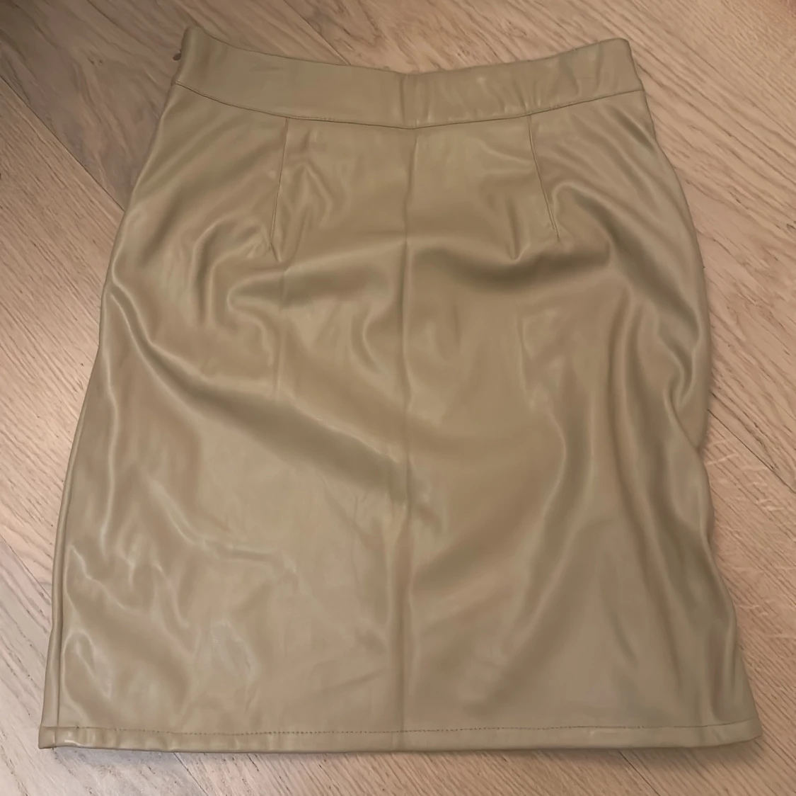 Beige omlottkjol - 91