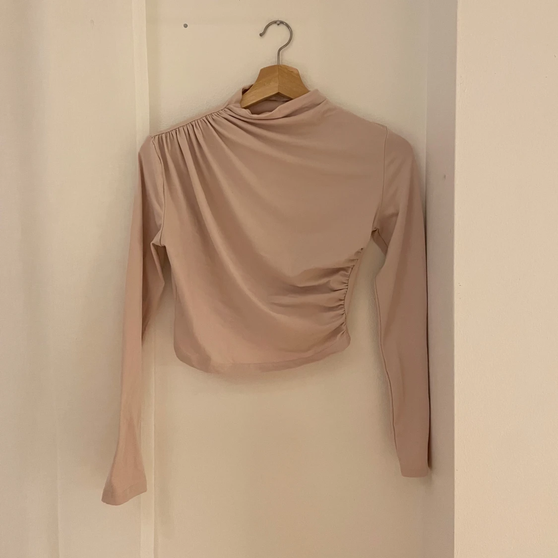 Beige långärmad topp