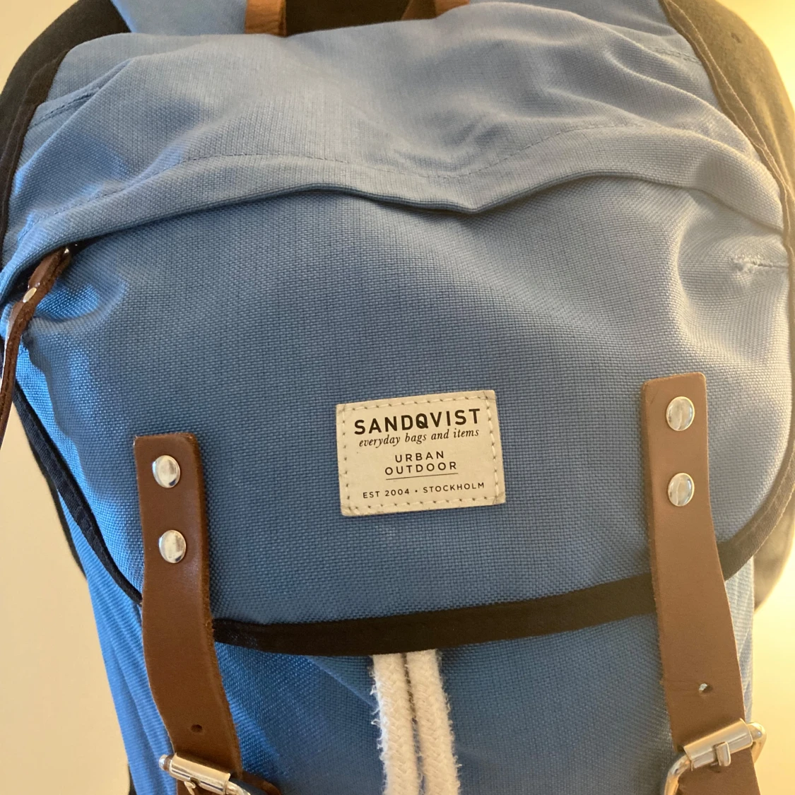 Blå ryggsäck från Sandqvist - 91