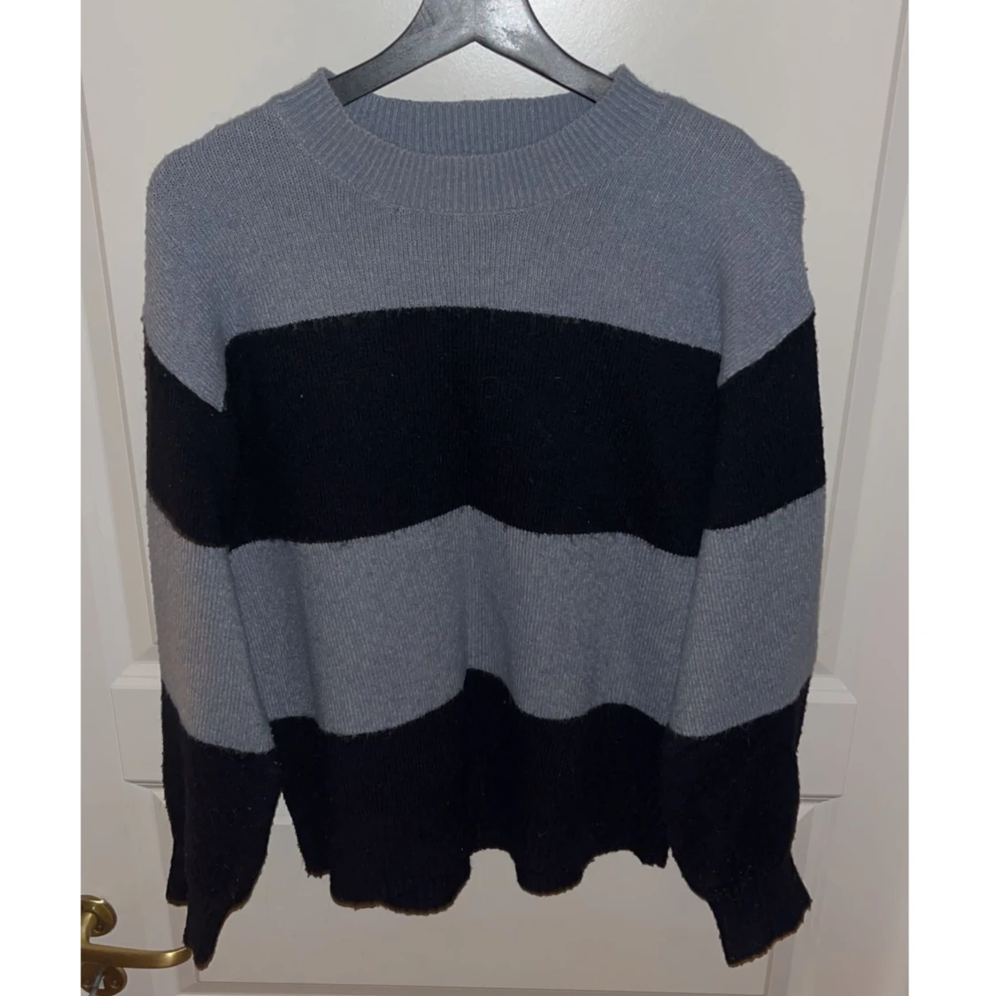 Randig stickad tröja från H&M