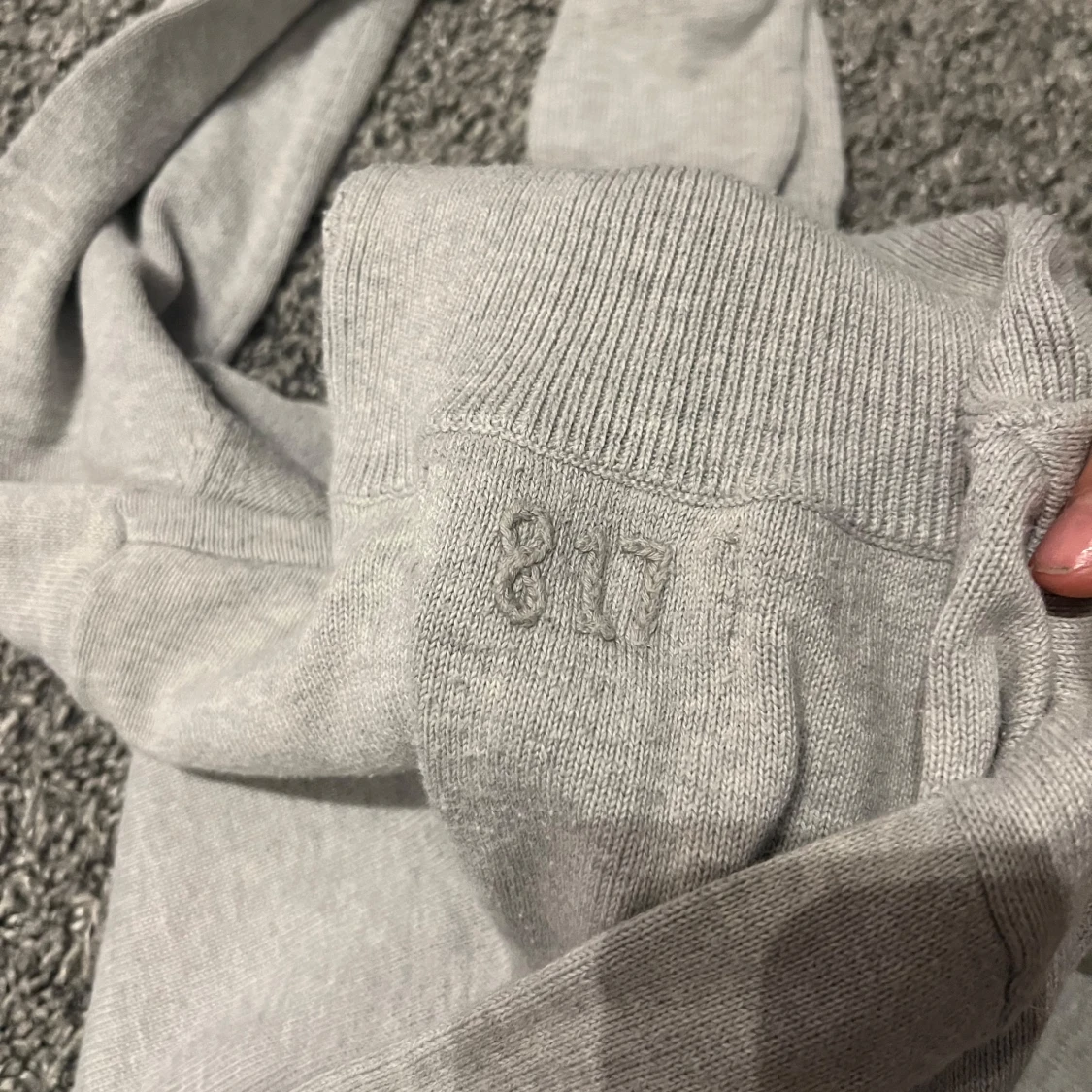 Grå polotröja från Odd Molly - 93