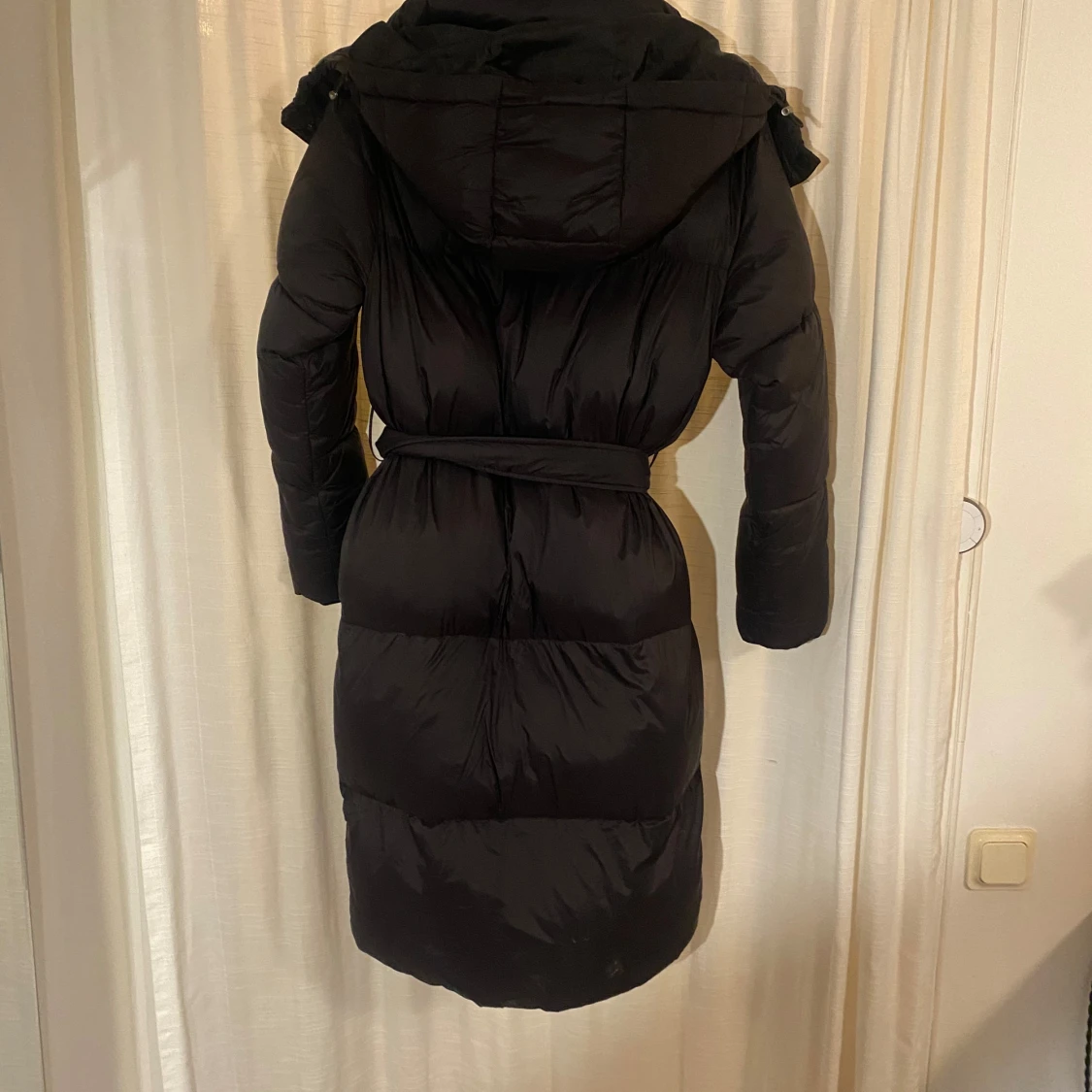 Svart dunjacka från NA-KD - 92