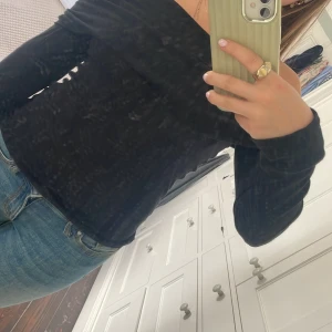 Fold tröja zara - I jättebra skick och nästan oanvänd 