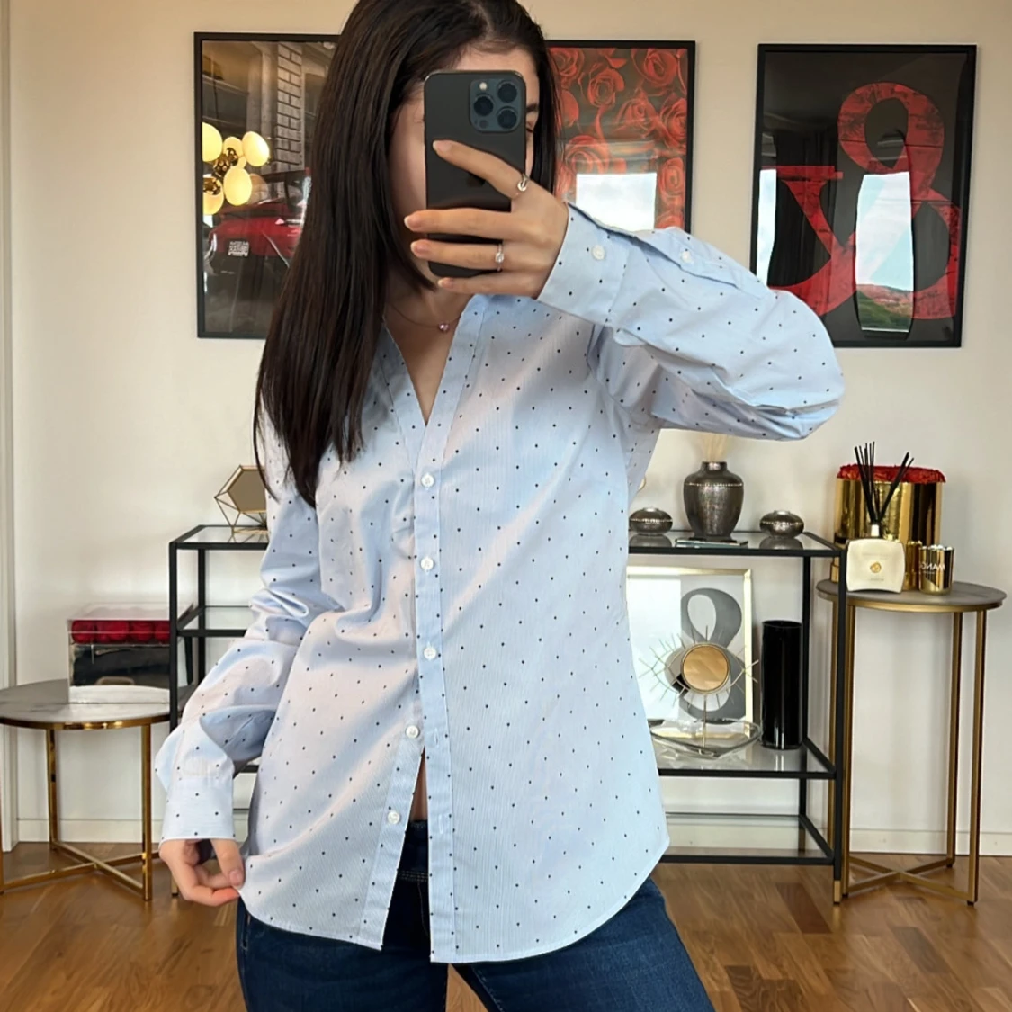 Ljusblå prickig skjorta - 93