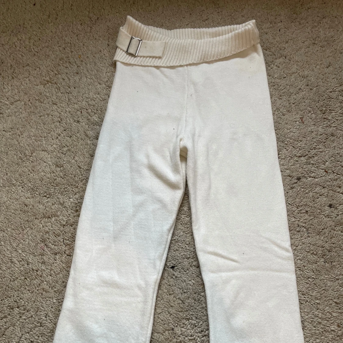 Viralt stickat sett  - 43