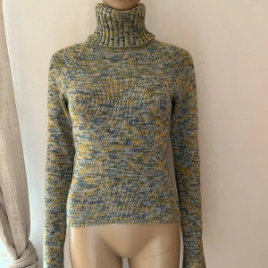 Melerad only polotröja stickad polokrage polo tröja stickadtröja - Inget att anmärka på 