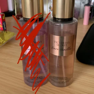 Victoria secret bodymist - Intressekoll på min VS body mist  bare vanilla. Köpt i Spanien och funderar på att sälja den då jag har tröttnat lite på den, men luktar verkligen såå gott!💗💗 