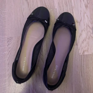 Ballerina skor  - Svarta mesh skor från Anna Field, endast använda en gång. Köpare står för frakt.