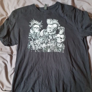 Borgerlig Begravning t-shirt - Köpt på en av deras spelningar för snart 1 år sen och har inte haft på mig den sen dess.