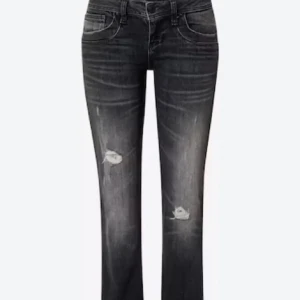Ltb jeans svarta - Säljer dessa super snygga ltb jeans💕storleken är 25/32💗