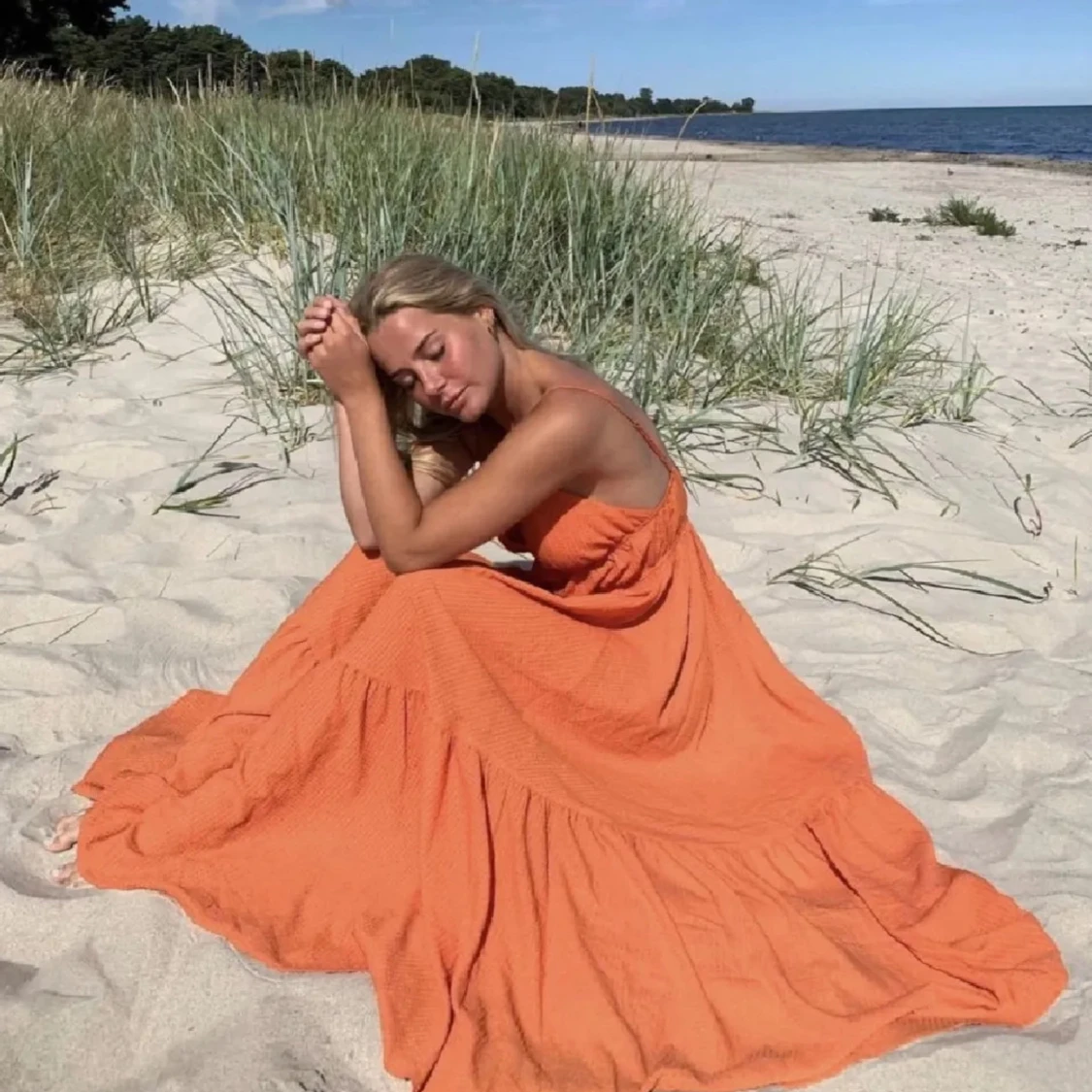 Orange långklänning  - 2