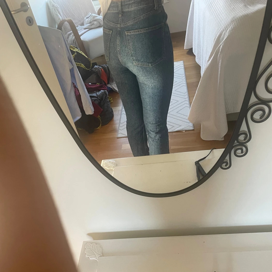 Blå jeans med hög midja Bik Bok