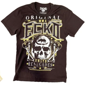ECKO UNLTD T-shirt - Skit cool äldre Ecko Unltd Tröja i felfritt skick. Passar M-L För mer info är det bara att fråga. :)