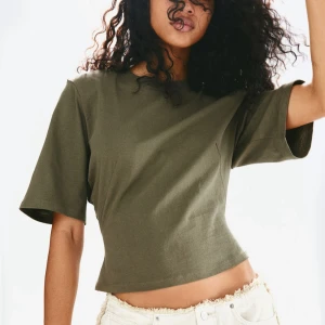 Slutsåld t-shirt💚 - Jättefin, helt slutsåld grön åtsittande t-shirt !!