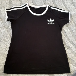 Adidas tröja - Oanvänd