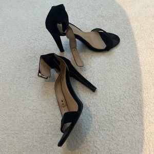 Klackskor  - Klackskor i storlek 39