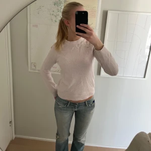 Ljusrosa tröja - Inga defekter
