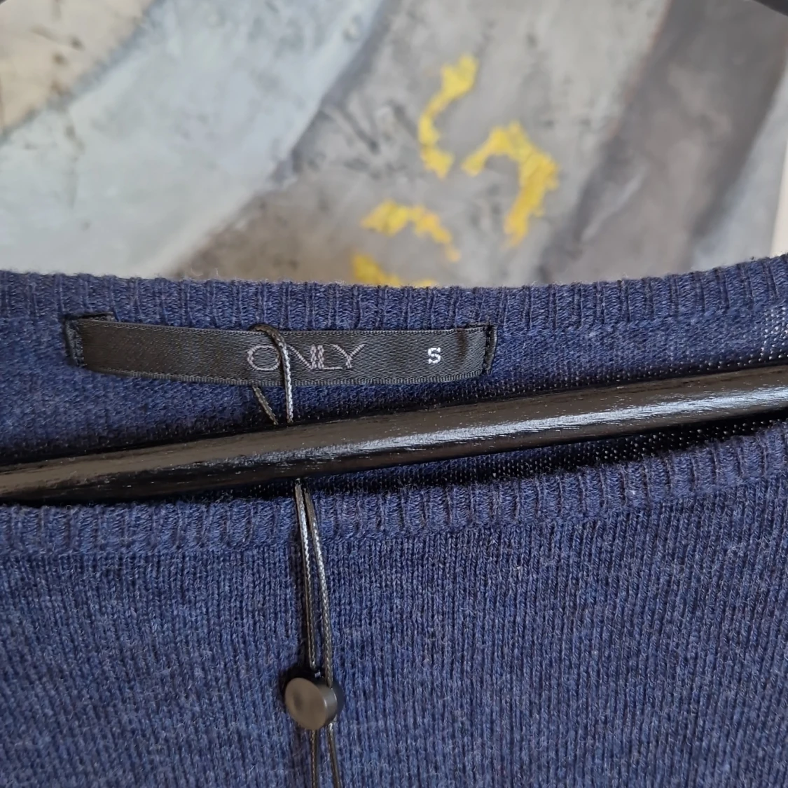 Blå tröja med vit detalj från ONLY - 4