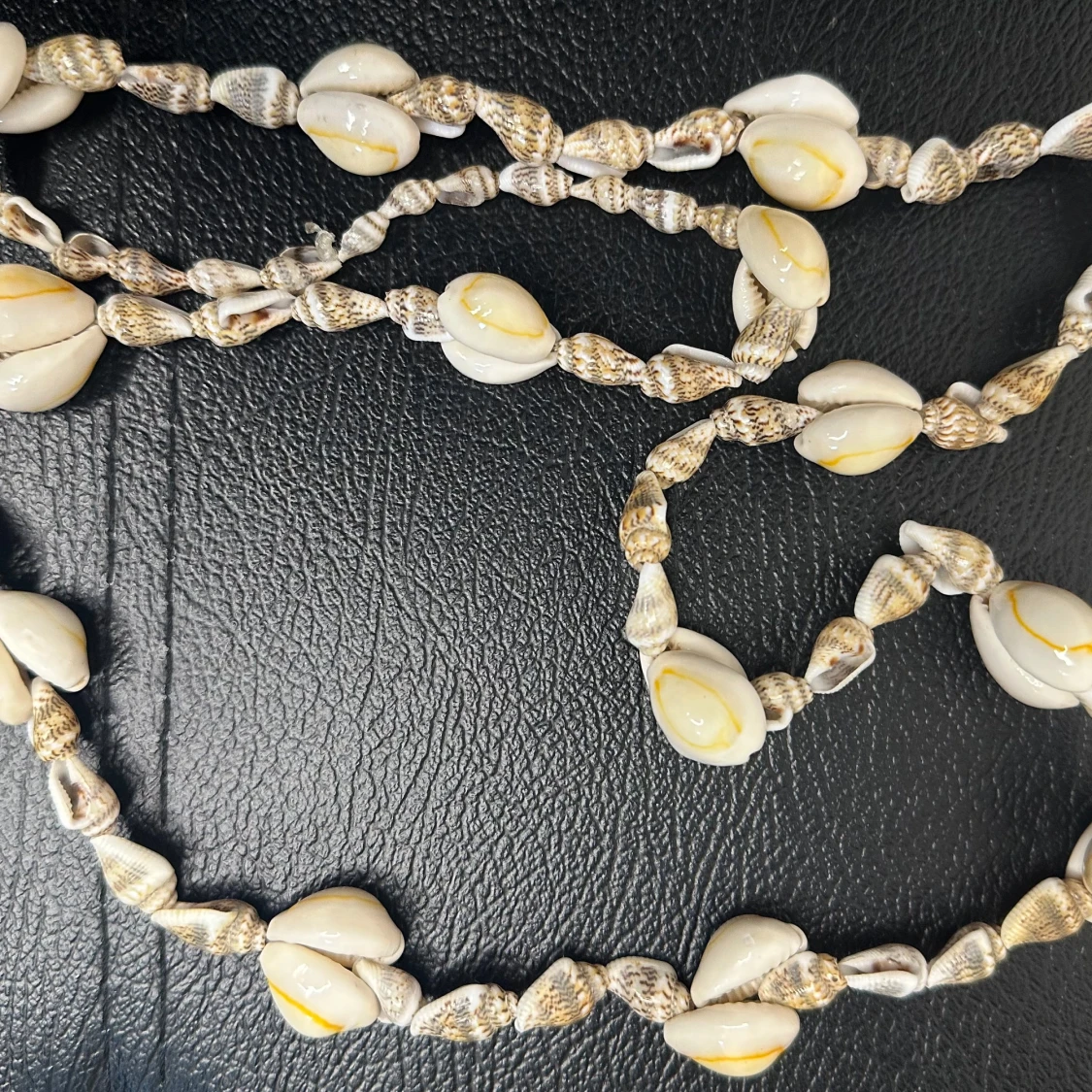 Vintage snäckhalsband – Retrofynd direkt från 70-talet för strandinspirerad bohostil - 4