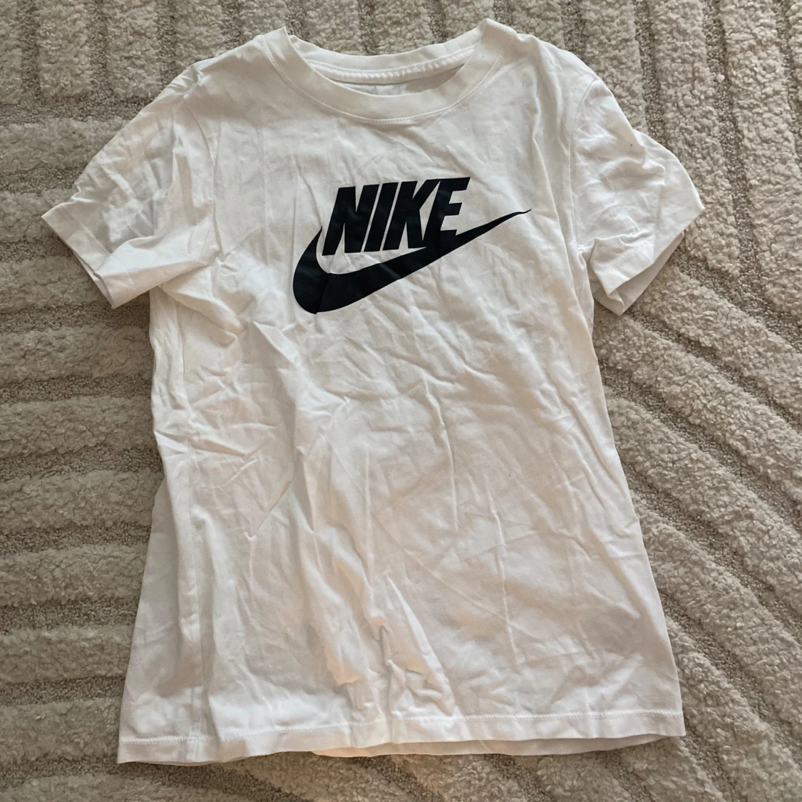 Nike top