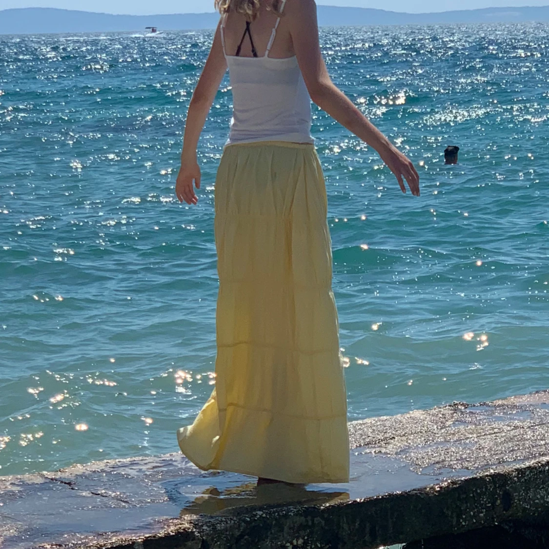 Gul långkjol från Boohoo - 2