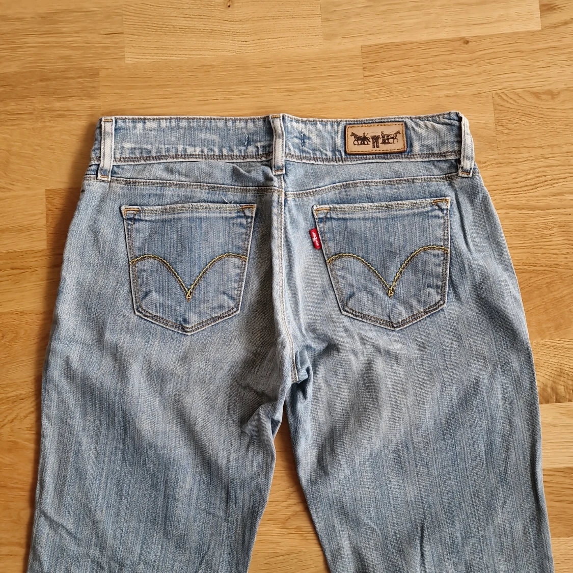 Levis 570 Straight Fit ljusblå jeans - 4