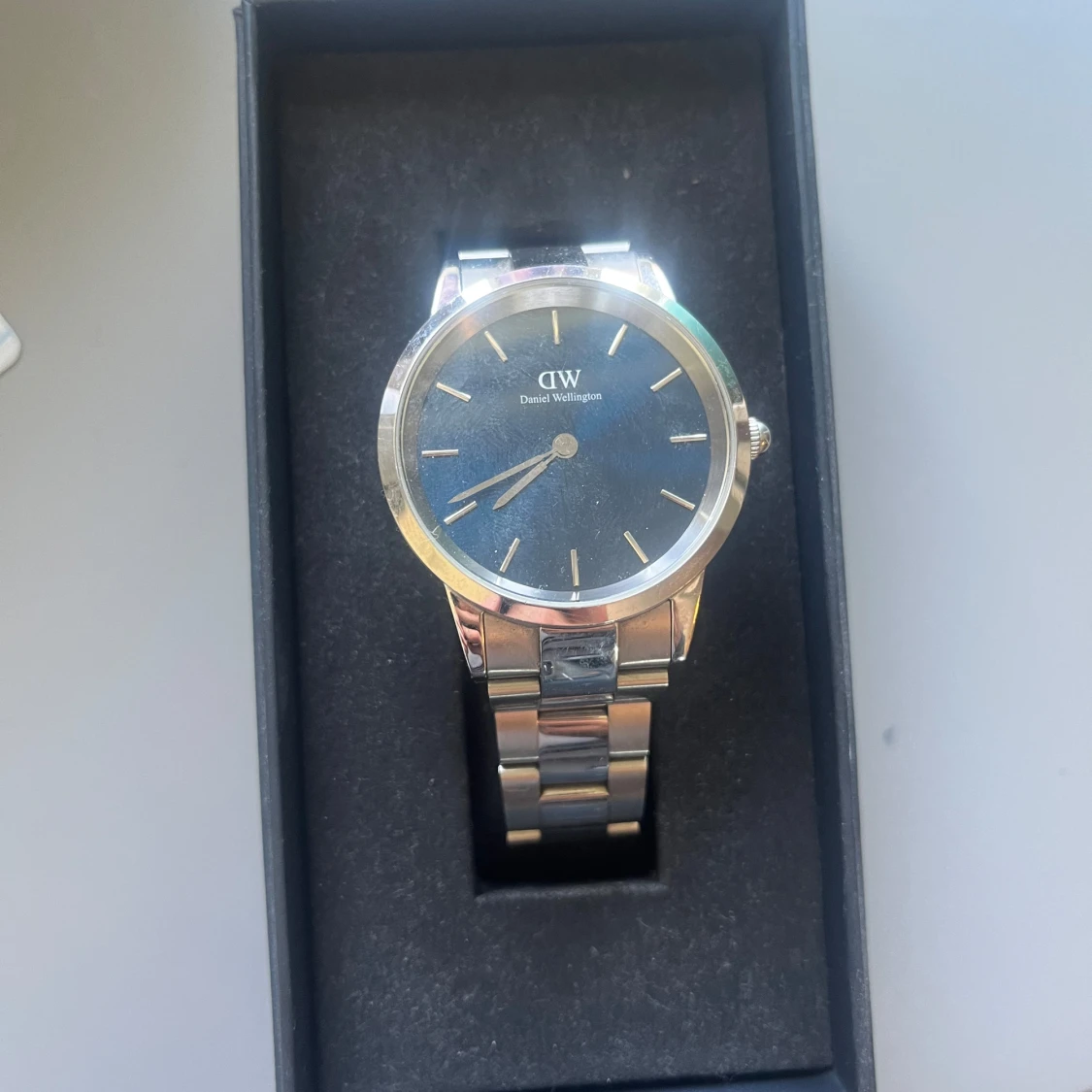 Silverfärgad klocka från Daniel Wellington