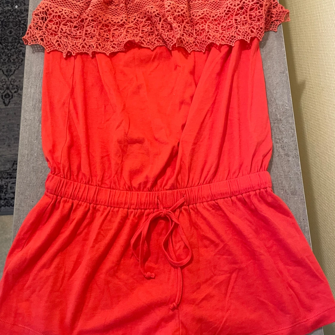 Röd kort jumper från Ellos - 1