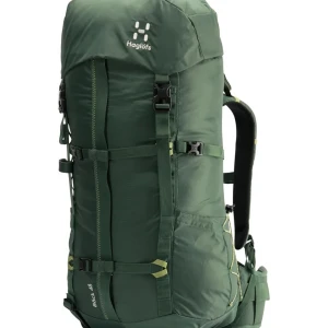 Grön ryggsäck Haglöfs Bäck 48 - Haglöfs Bäck 48L i färgen Fjell/Thyme green, aldrig använd med prislapp på! Kostar 1800kr i nypris