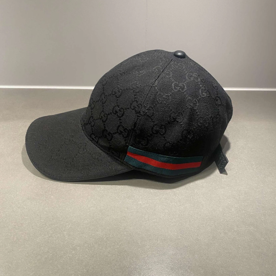 Svart Gucci keps med GG-mönster - 1