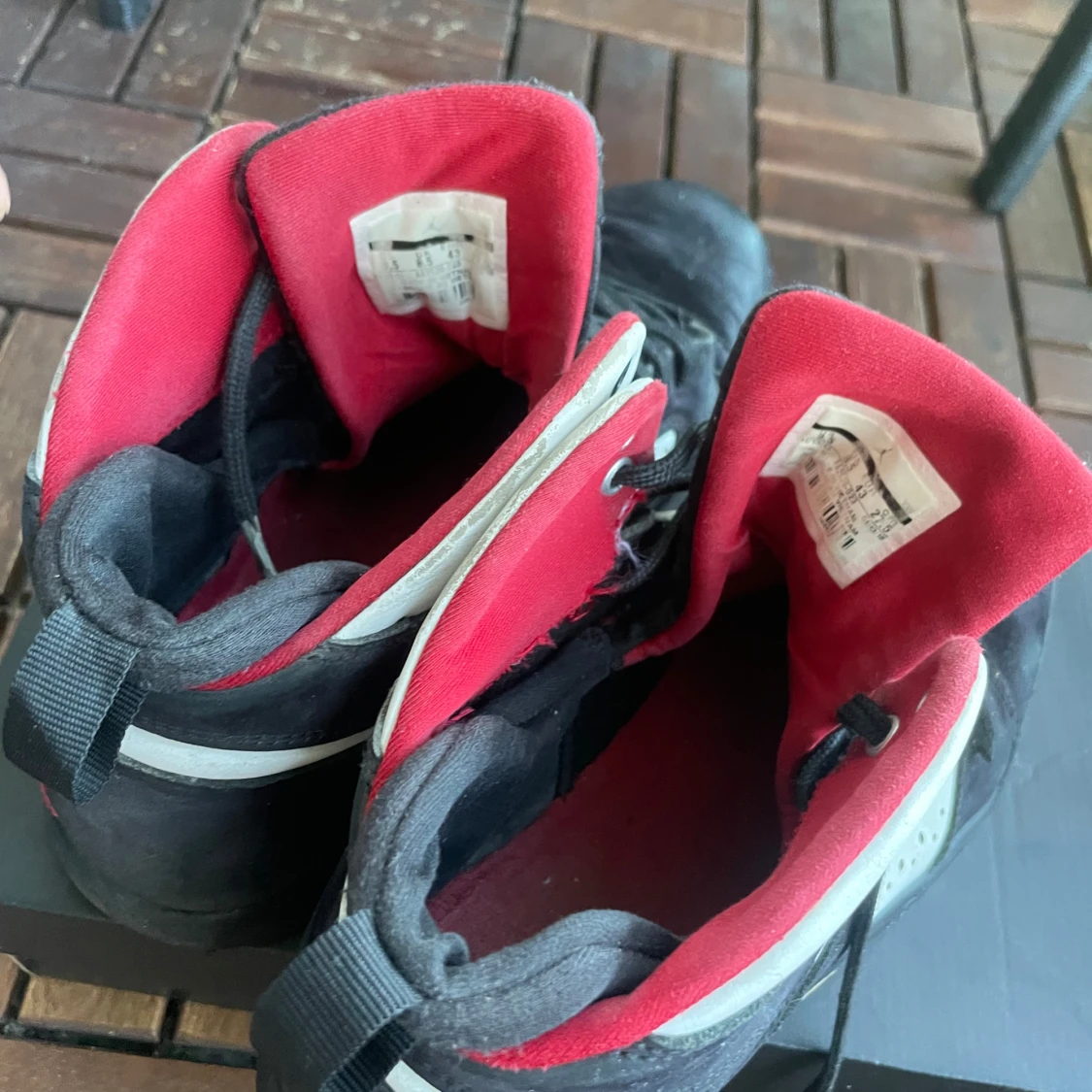 Nike Air Jordan 1 svart/vit/röd - 2