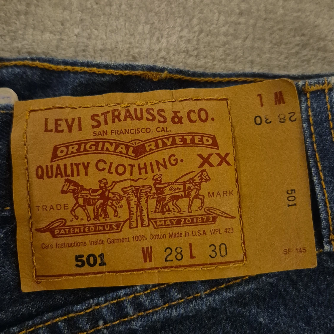 Levi's 501 mörkblå jeansshorts - 2