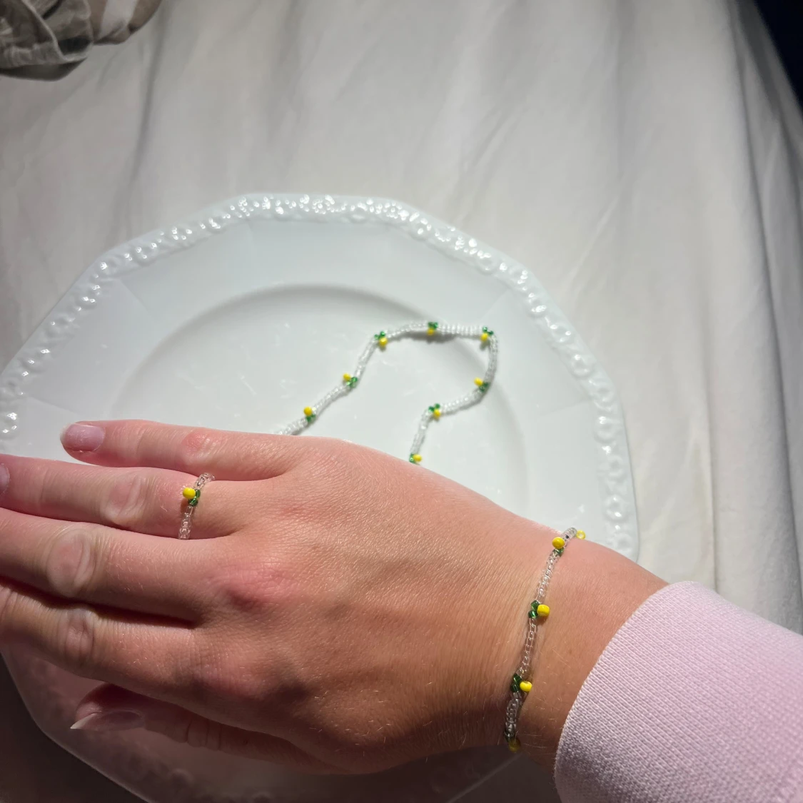 Citron pärlset med halsband, armband och ring  - 4