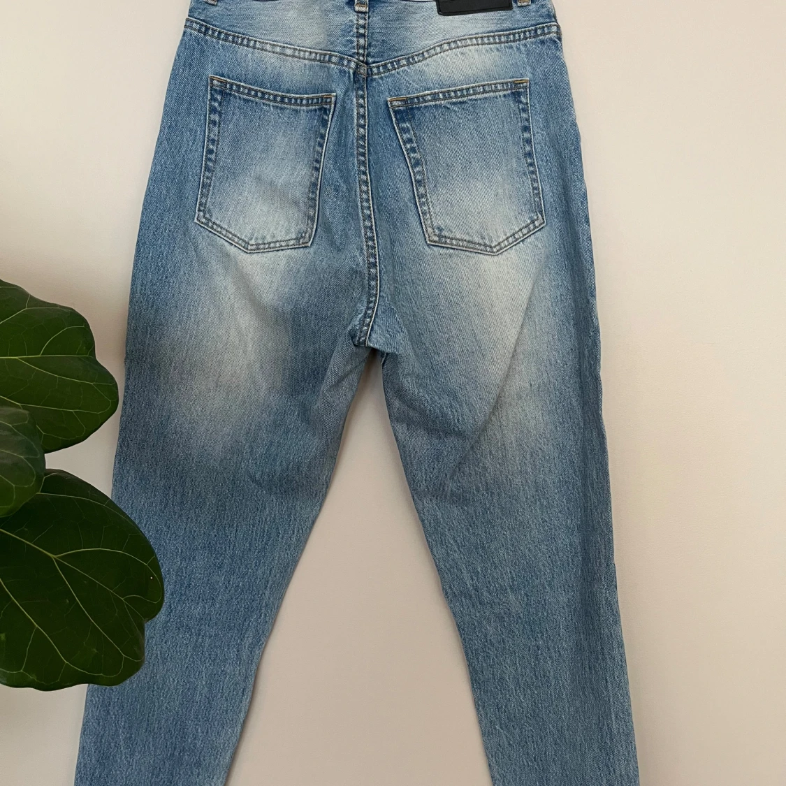 Ljusblå Nora jeansbyxor från Dr Denim - 1