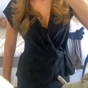 Zara blus  - Jättefin svart Zara blus💕 storlek M 