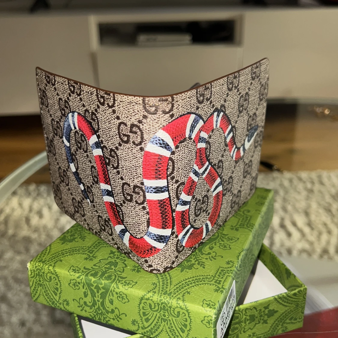 Ny plånbok med röd orm - 1