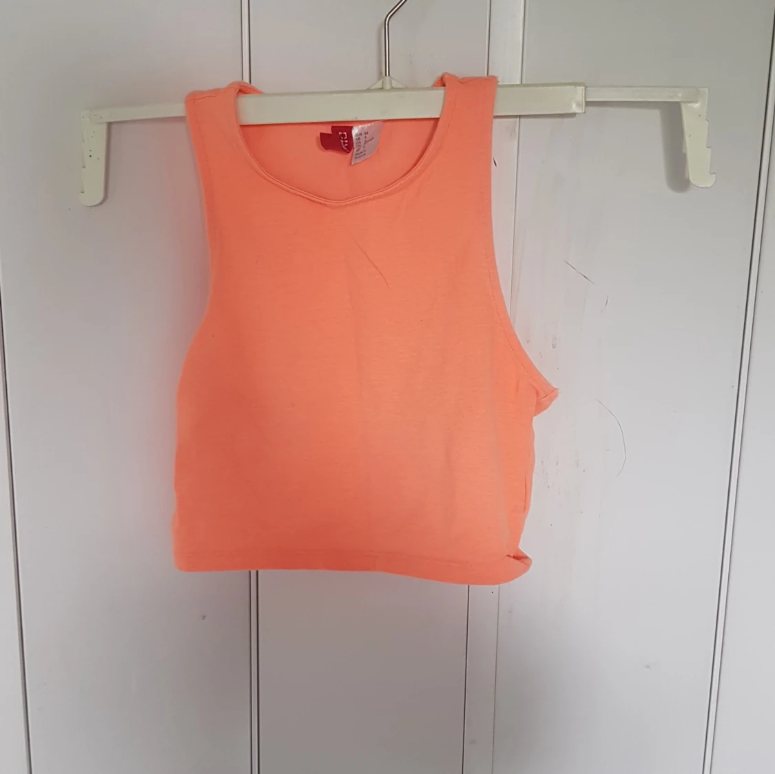 Neonorange linnetopp från H&M Divided