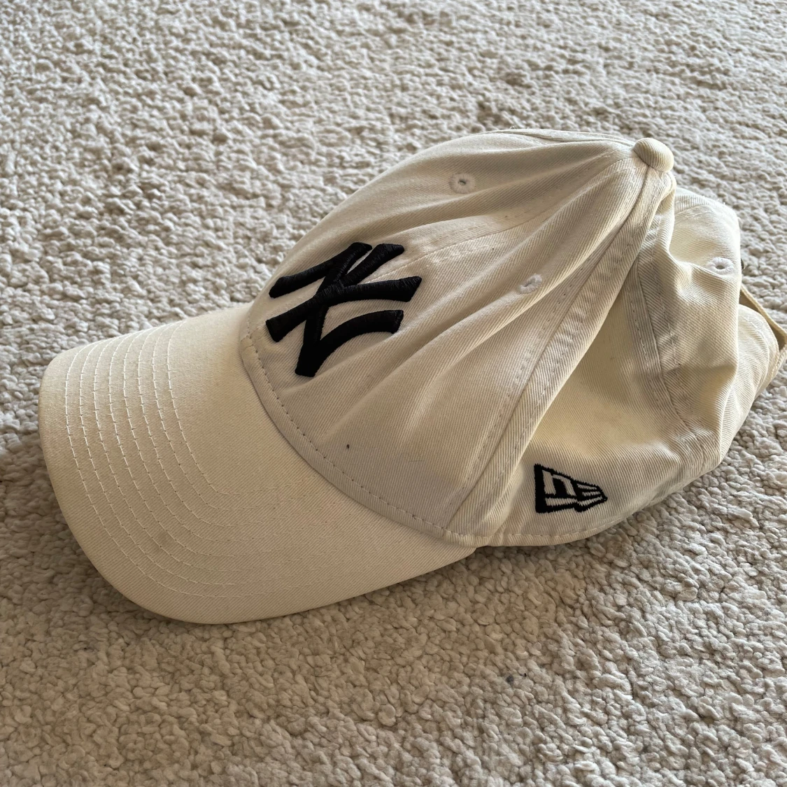 Vit New Era Yankees keps