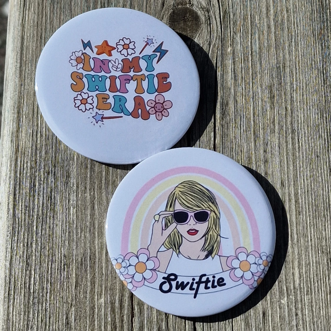 Taylor Swift pins