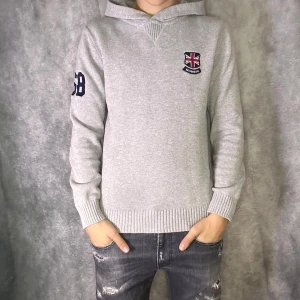 Morris stickad hoodie - Mycket fint skick | Size M  | fraktar spårbart inom 24 timmar |  för att köpa klicka ” köp nu” | vid frågor skriv ett meddelande |
