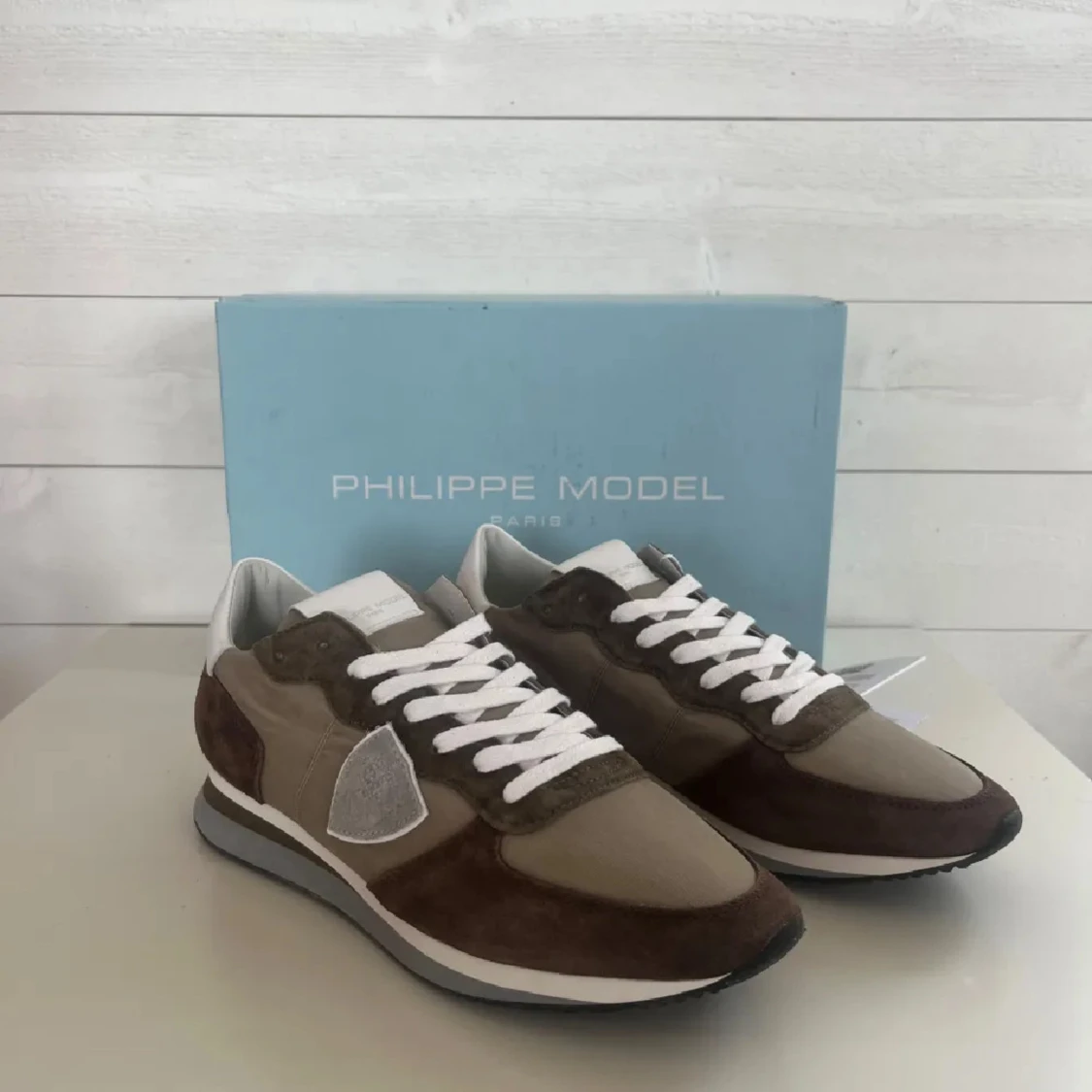 Philippe Model sneakers i mocka (HELT NYA) - 1