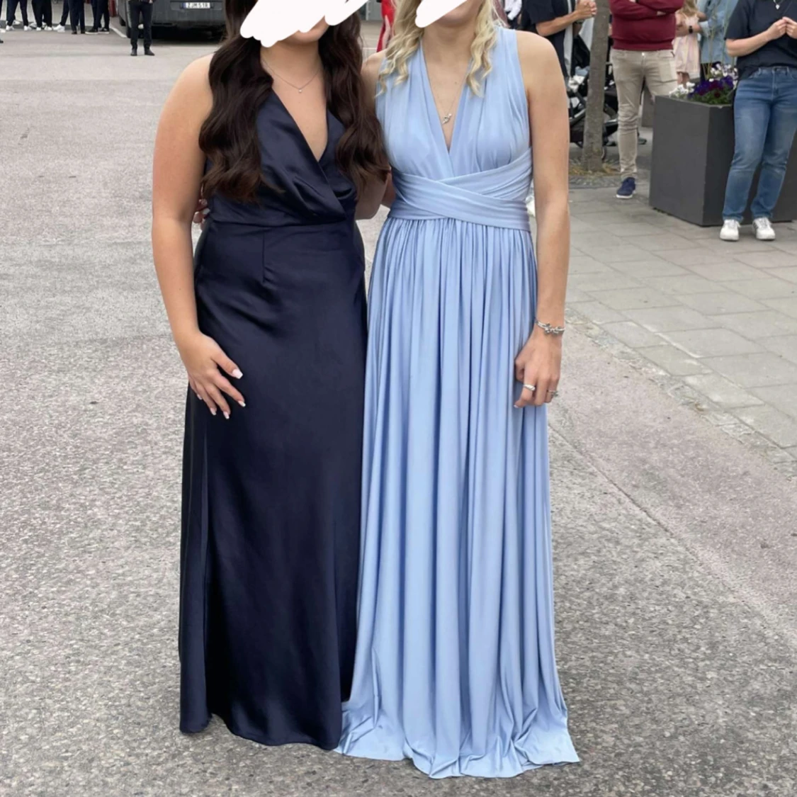 Blå balklänning  - 1