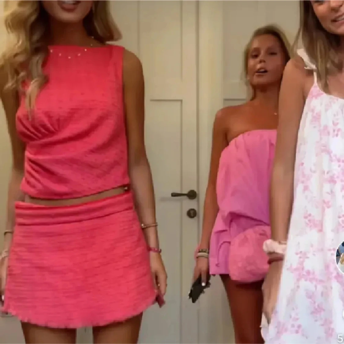 Intressekoll på rosa settet från zara