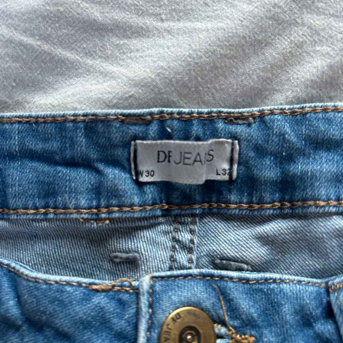 Blå jeans från DF Jeans W30 L32 - 1