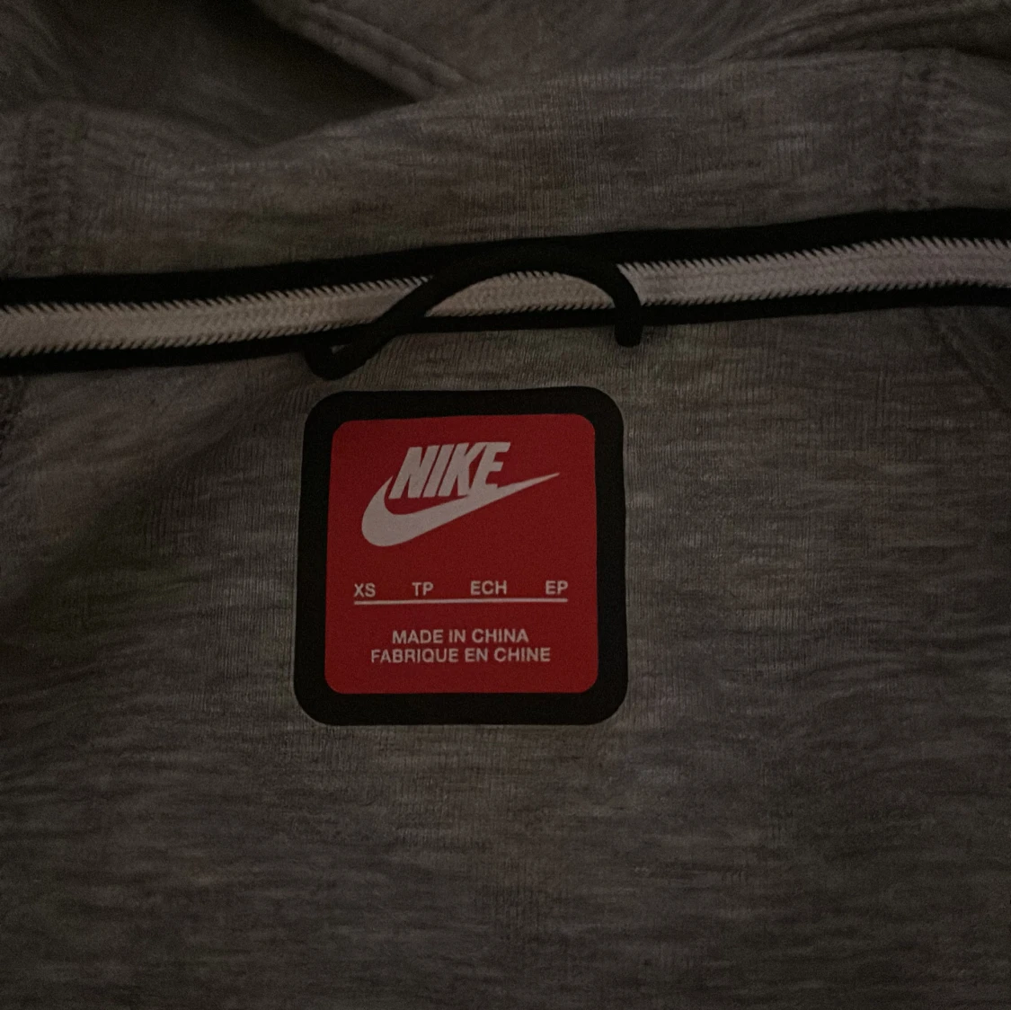 Grå nike tech generation 4 XS - 1